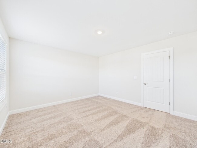 Building Photo - 110 Symmetry Lp