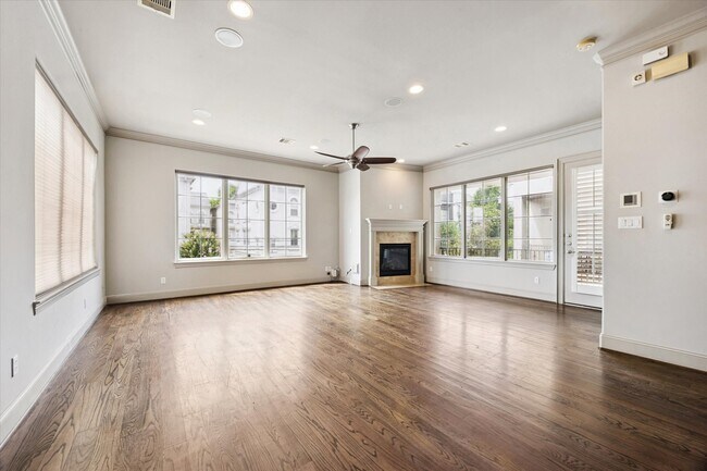 Building Photo - 4004 Feagan St