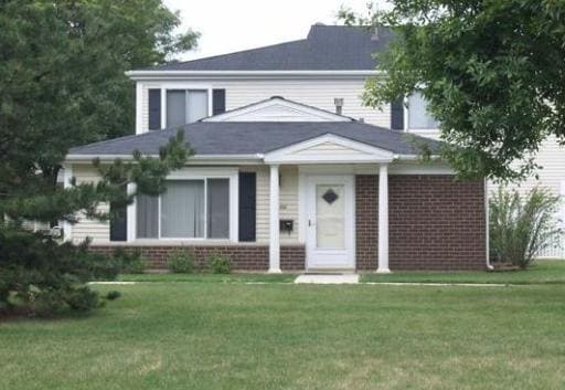 front - 1362 Cove Dr