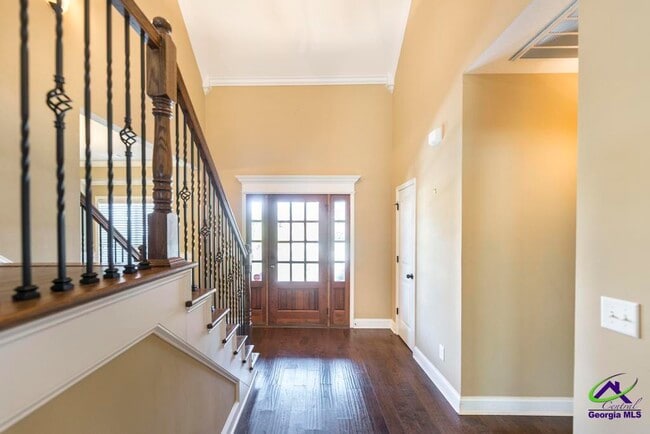 Building Photo - 203 Norfolk Cir