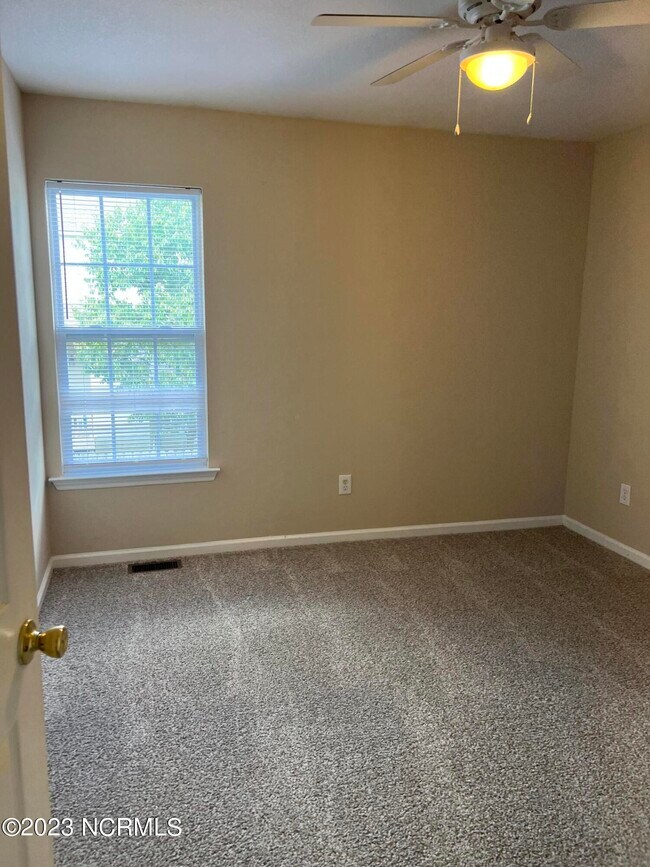 Building Photo - 4215 Williamsbrook Ln