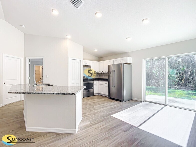 Building Photo - 6763 E Gurley St