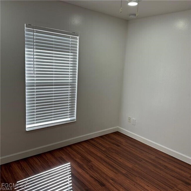 Building Photo - 2805 14th St W