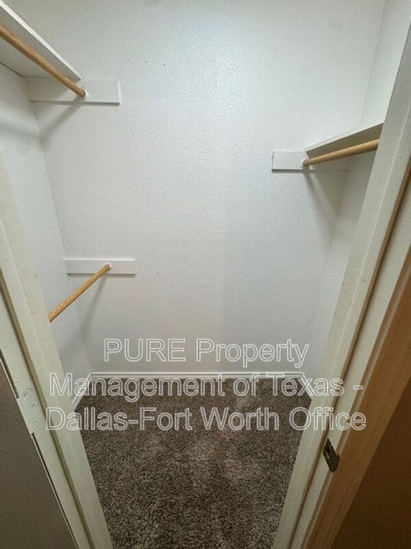 Building Photo - 7313 Century Dr