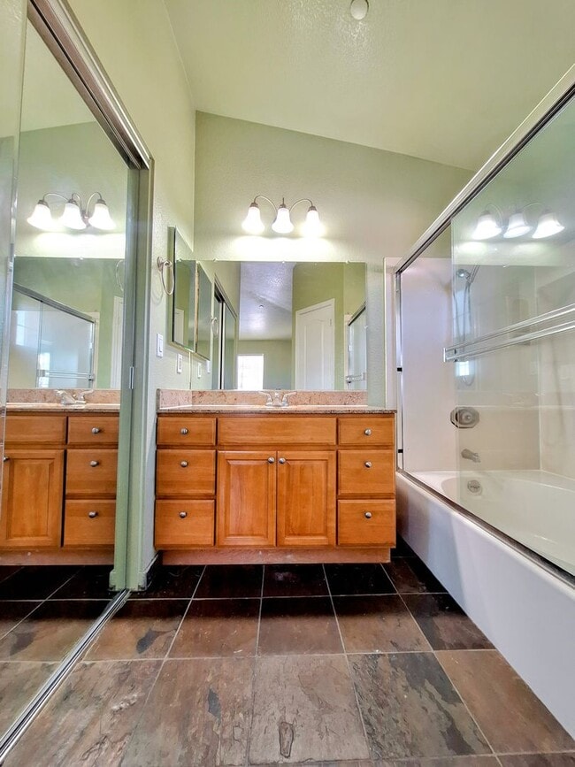 Building Photo - Beautiful 3bd Tri-level Home With Pool, Playground, & More!