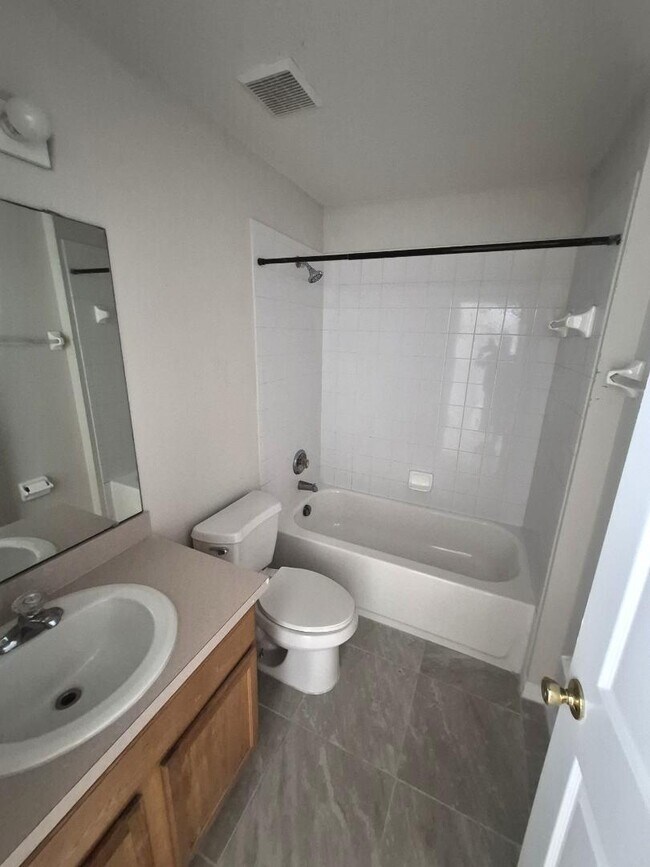 Building Photo - 2747 Eagle Canyon Dr S