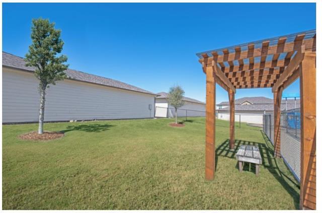 Building Photo - 2991 Lakeside Dr