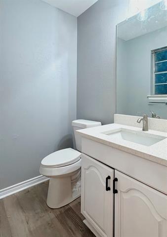 Building Photo - 1511 Laurel Ln