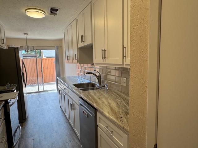 Building Photo - 10724 Pagewood Dr