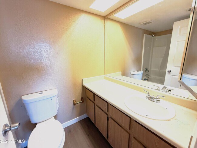 Building Photo - 3601 W Tierra Buena Ln