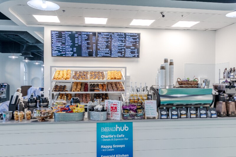 Building Photo - 15928 Front Beach Rd