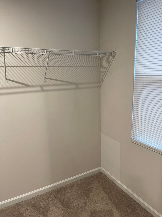 Building Photo - Dover - Clearview Meadow