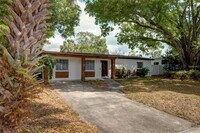Building Photo - 4019 W Waterman Ave