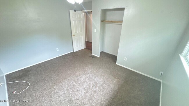 Building Photo - 6109 Price Ln Rd