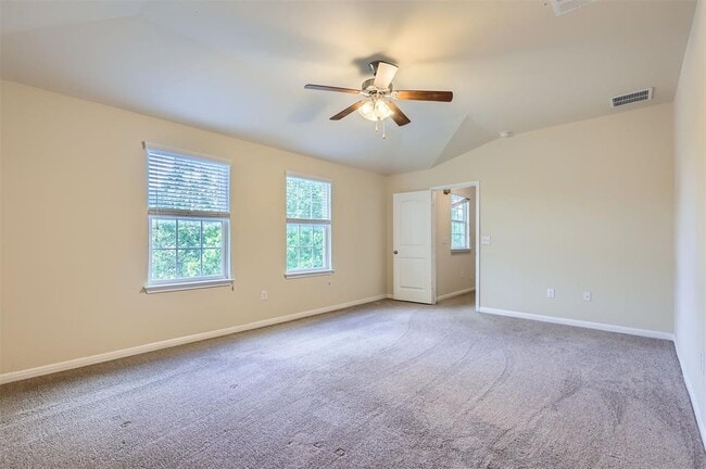 Building Photo - 112 Sabine River Dr