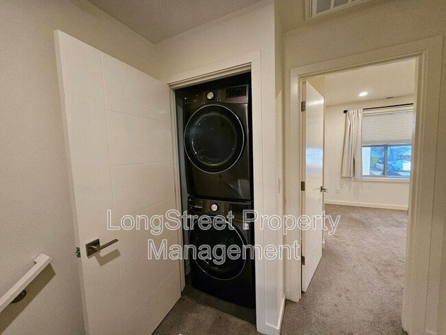 Building Photo - 7334 N Curtis Ave