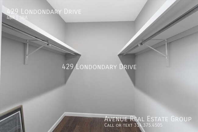 Building Photo - 429 Londondary Dr