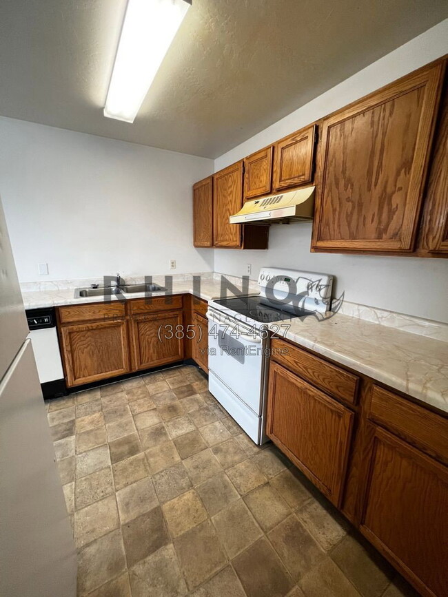 Building Photo - 4866 W 4780 S