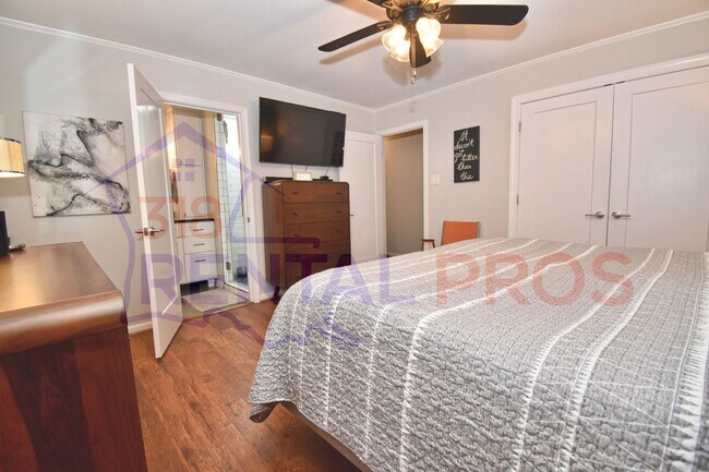 Building Photo - 4 Bed, 3 Bath Home in Ruston