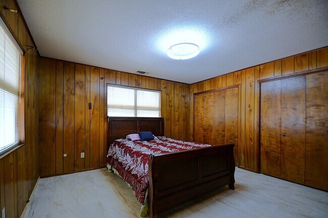 Building Photo - 111 Arizona Ash Dr