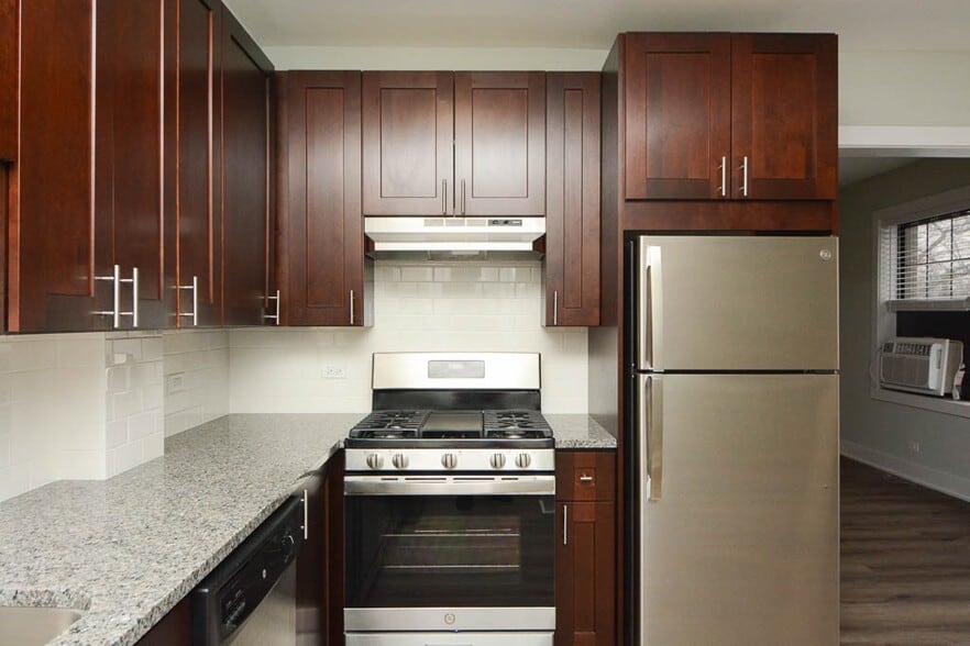 Building Photo - 730 St Johns Ave