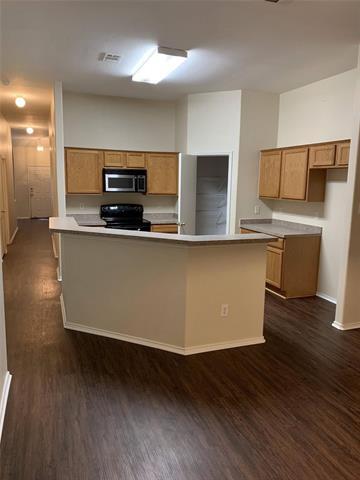 Building Photo - 1205 Eastwick Dr