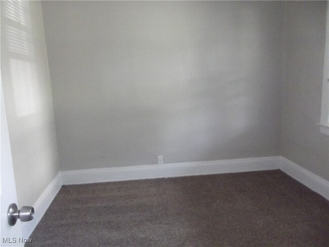 Building Photo - 2624 E 112th St