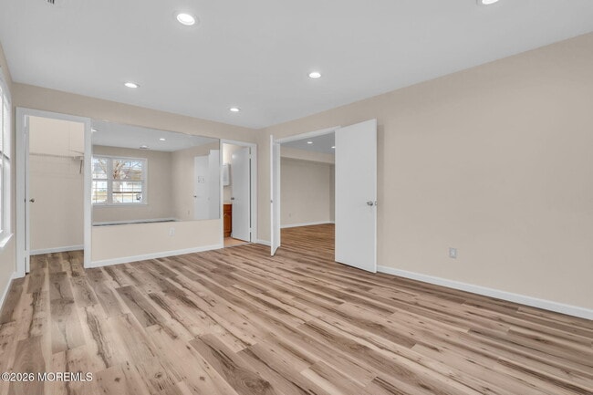 Building Photo - 435 Hancock Pl