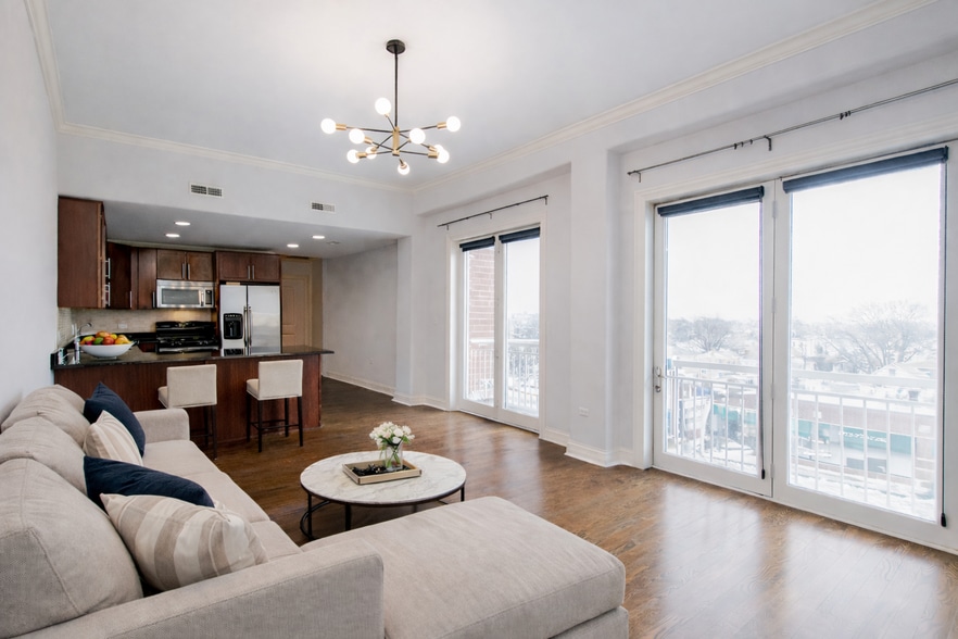 Building Photo - 3630 N Harlem Ave