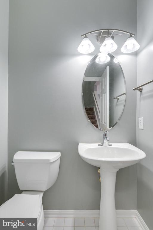 Building Photo - 43831 Chadwick Terrace