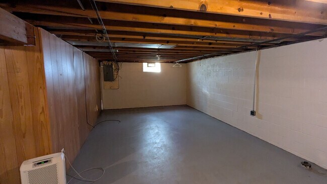 Building Photo - 3626 Forestdale Ave SW