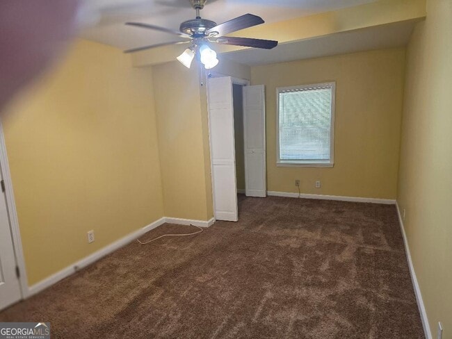 Building Photo - 2929 Level Ridge Rd SE