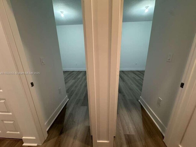 Building Photo - 10473 NW 82nd St