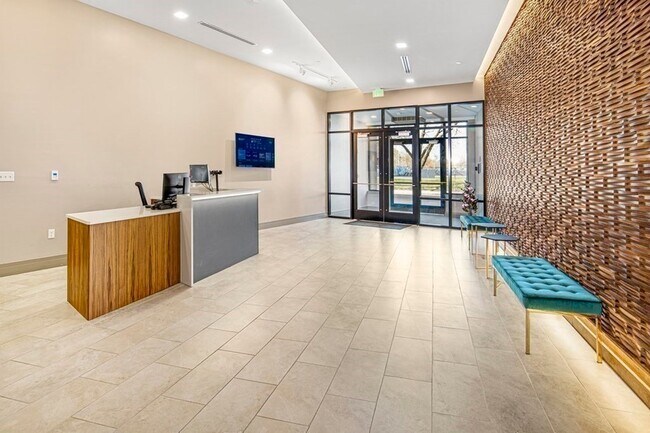 Building Photo - 3531 Washington St