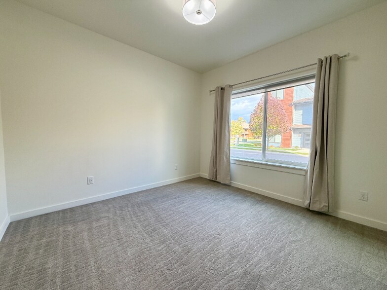 Building Photo - 15 Sagebrush Ct