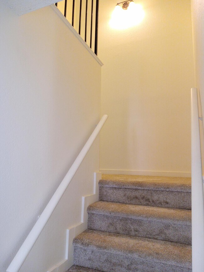 Building Photo - 33662 Whispering Palms Trail