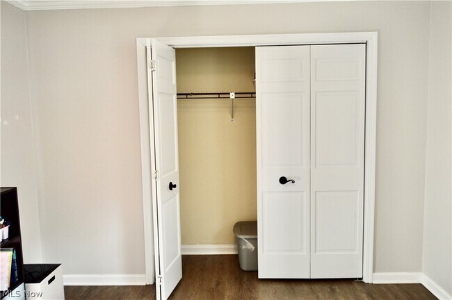 Building Photo - 1306 Fox Run Ct