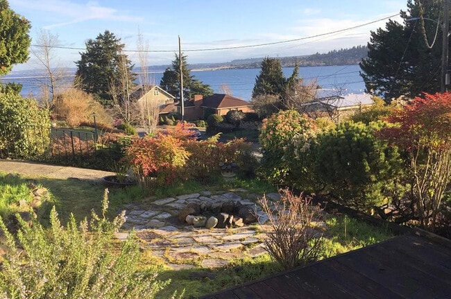 Building Photo - 4115 48th Ave S