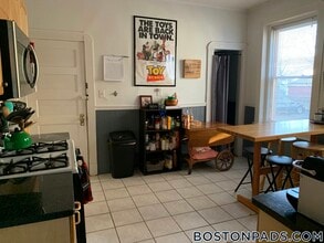 Building Photo - 4 Litchfield St