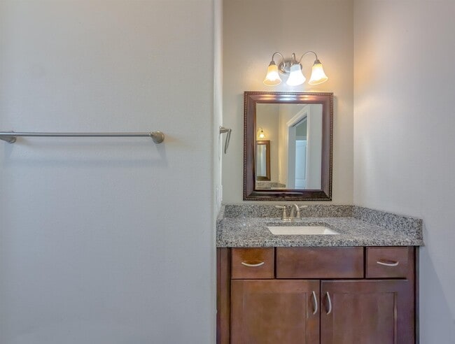 Building Photo - 2508 Goldenrod Wy