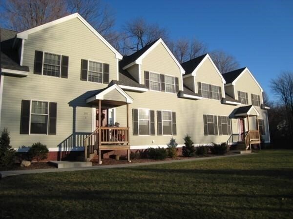 Building Photo - 307 Shrewsbury St