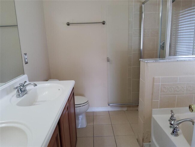 Building Photo - 3055 Anquilla Ave