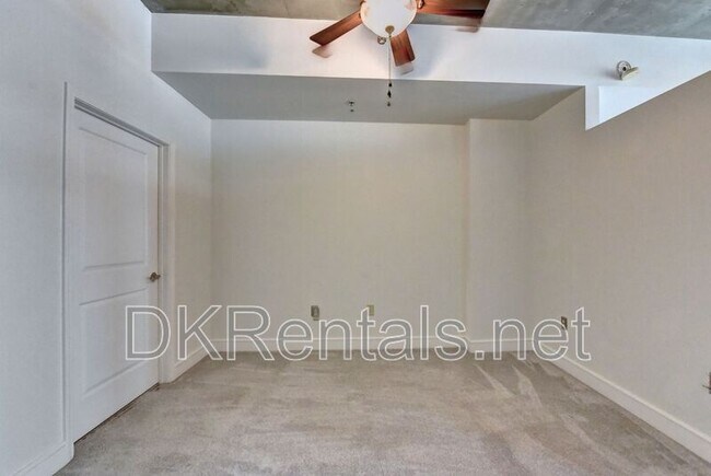 Building Photo - 44 Peachtree Pl NE