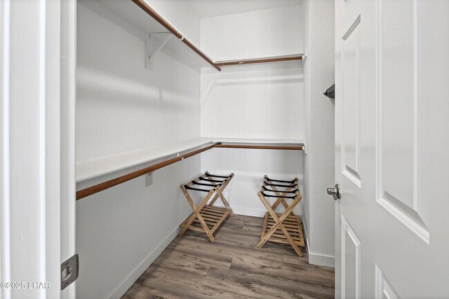 Building Photo - Long Term Rental heated pool & hot tub