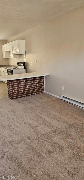 Building Photo - 8856 London St