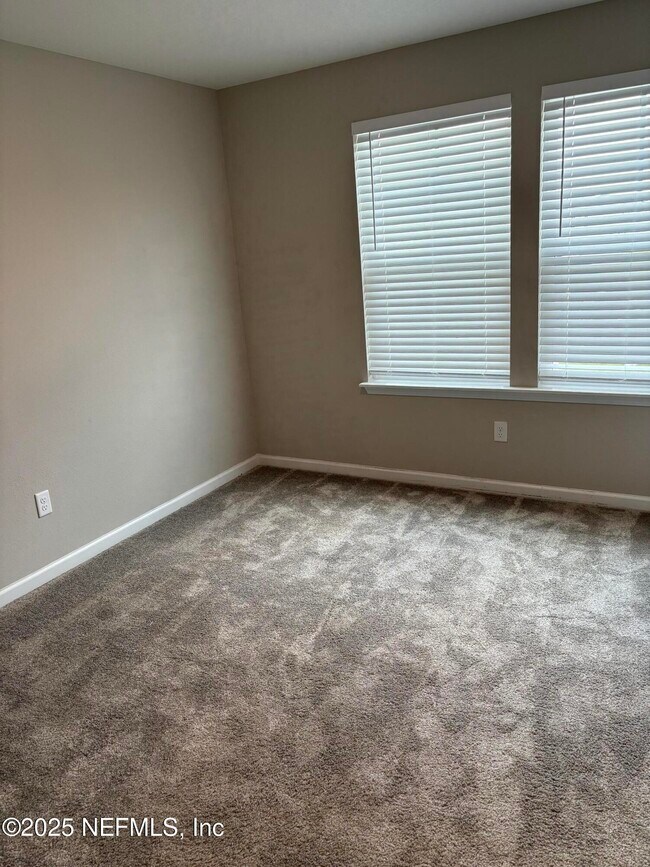 Building Photo - 6847 Mirage St