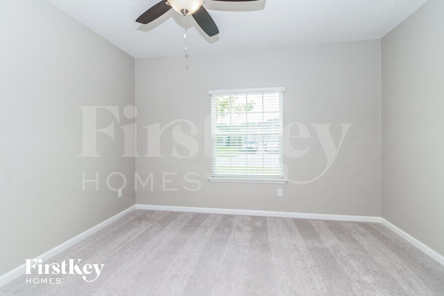 Building Photo - 10155 Pavnes Creek Dr