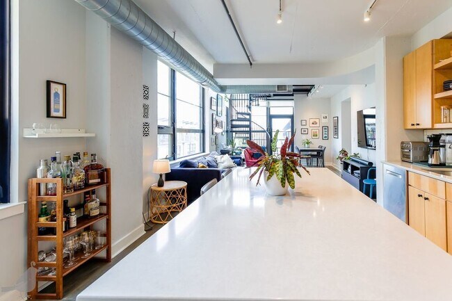 Building Photo - 2125 14th St NW
