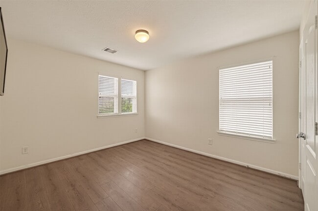 Building Photo - 18814 Bailey Oaks Ln