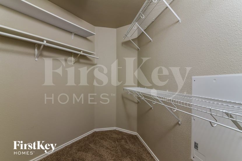 Building Photo - 12111 Dawson Cir